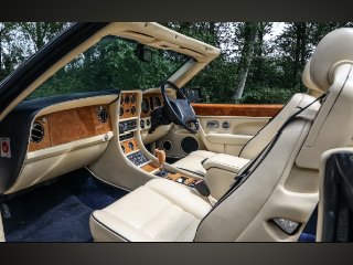 /photos/8901/473b8e2c-4e1e-ee21-c182-ad599192daef_i320x240.jpg
