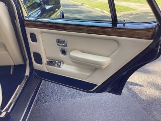 /photos/8901/9cb2c912-f4f4-e5eb-c5d2-c0795fbe351e_i320x240.jpg